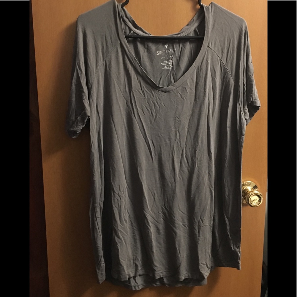 American Eagle T-shirt